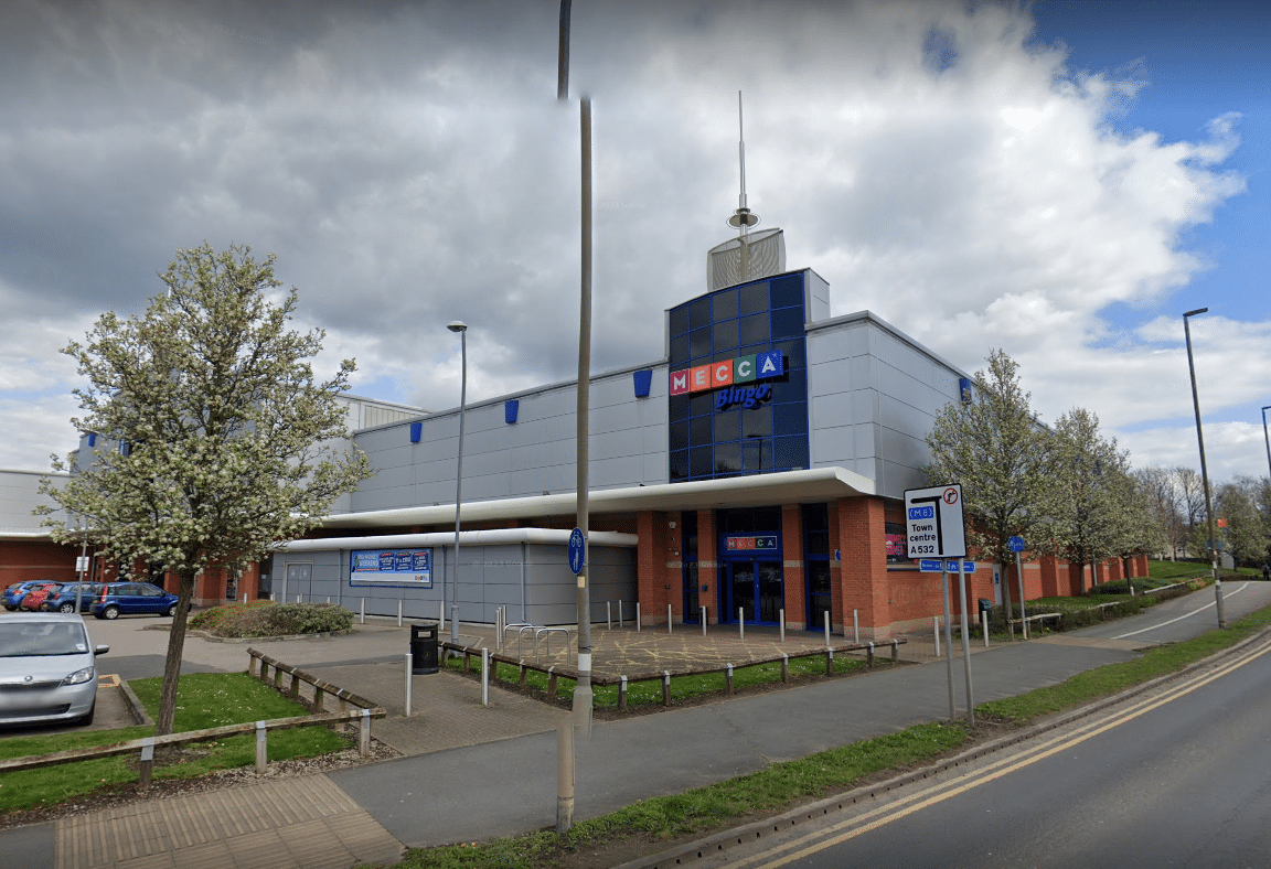 Exterior picture of Mecca Bingo Crewe from the road